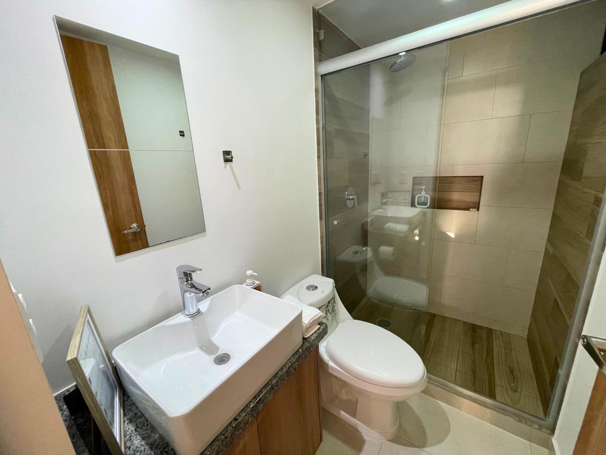 Ferienwohnung Depa Familiar Centrico Gdl Con Estacionamiento Guadalajara Exterior foto