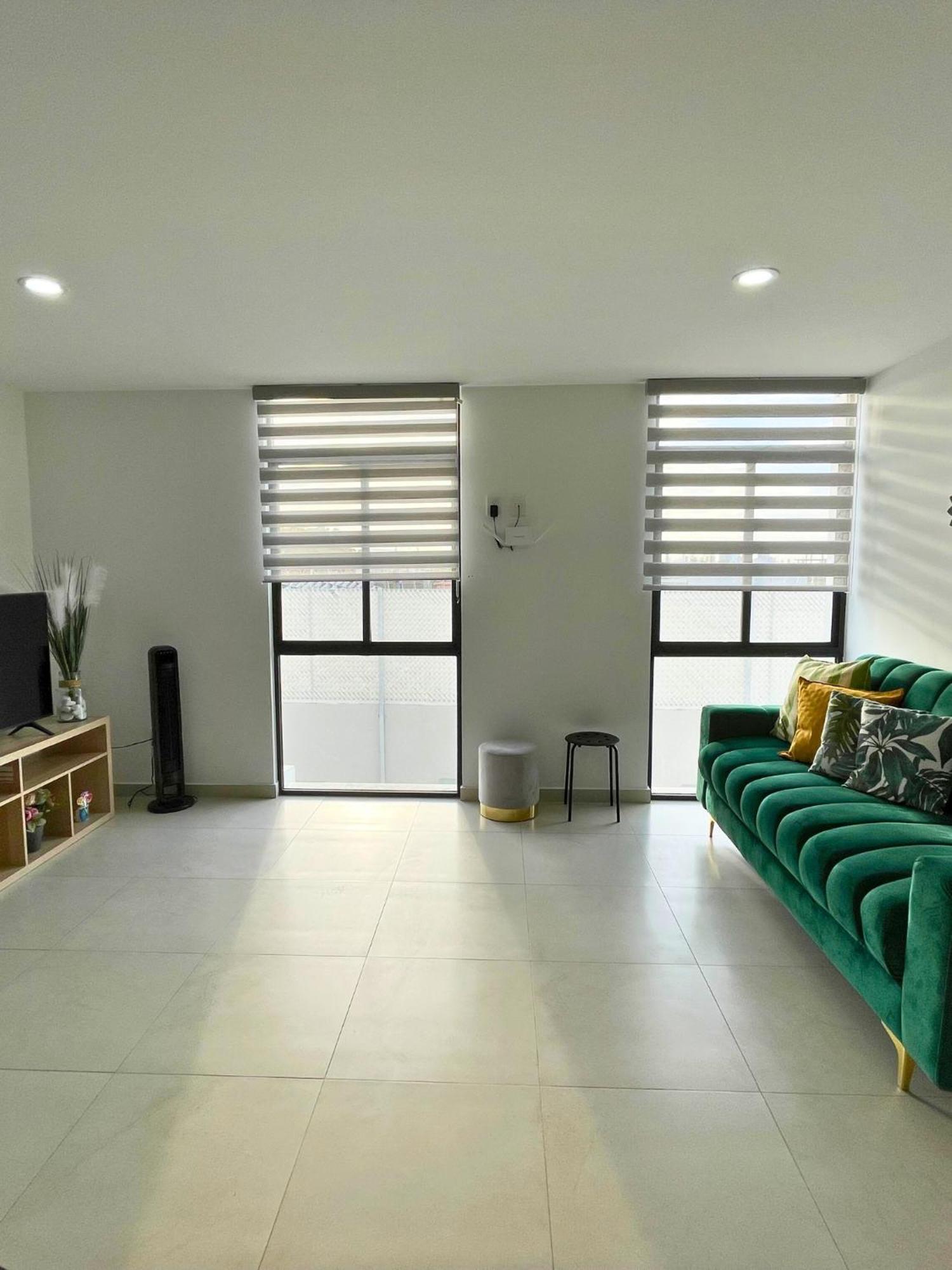 Ferienwohnung Depa Familiar Centrico Gdl Con Estacionamiento Guadalajara Exterior foto